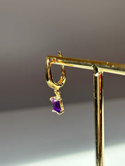 Lila Huggie Earrings (AMETHYST)