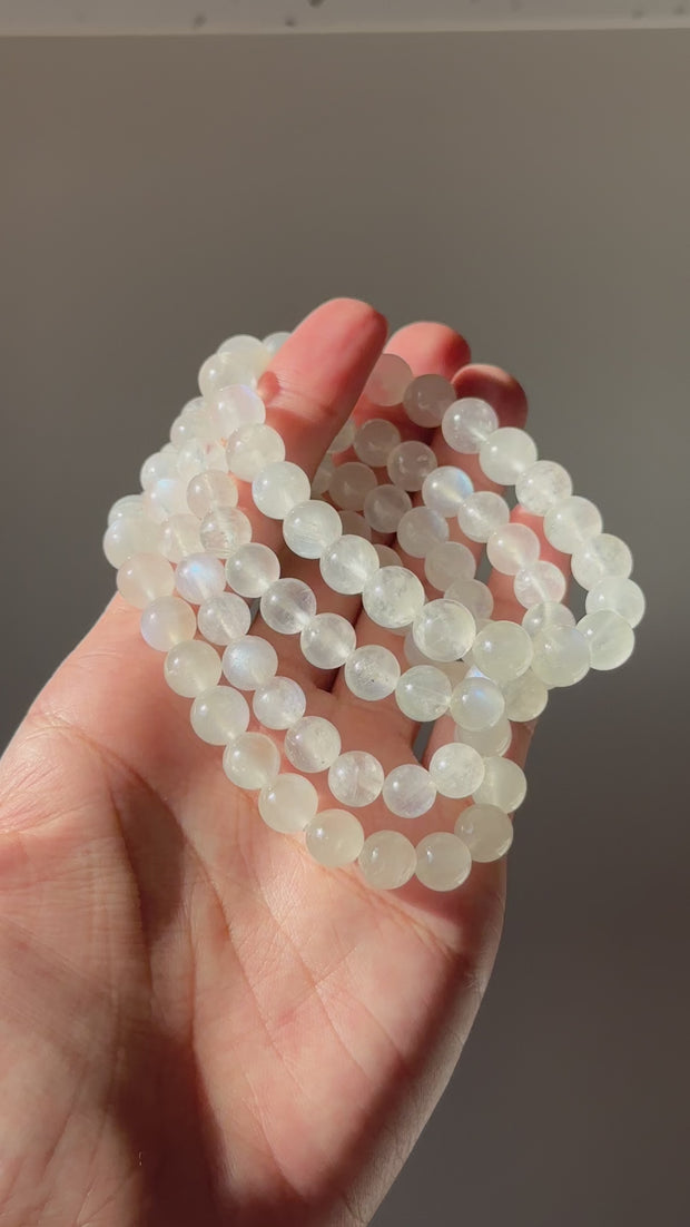 Rainbow Moonstone Bracelet (FEMININITY)